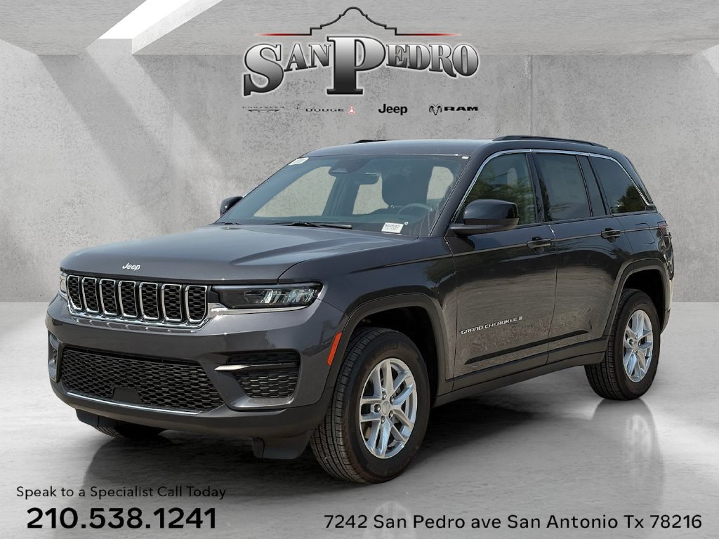 New 2026 Jeep Grand Cherokee Laredo RWD image 1