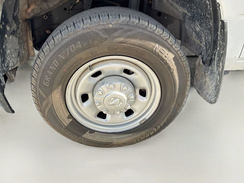 Used 2024 RAM 2500 Tradesman AWD/4WD image 29
