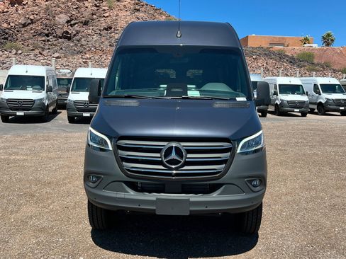 New 2026 Mercedes-Benz Sprinter 2500 image 8