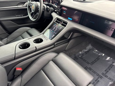 Used 2025 Porsche Taycan 4S image 17