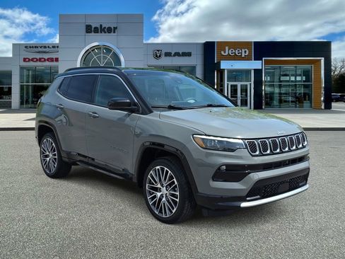 Used 2023 Jeep Compass Limited w/ Elite Group AWD/4WD image 1
