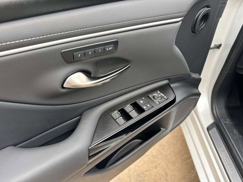 New 2025 Lexus ES 350 w/ Premium Package image 19