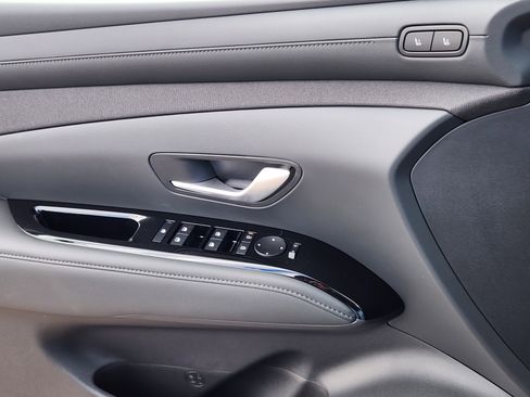 New 2026 Hyundai Tucson Limited AWD/4WD image 7