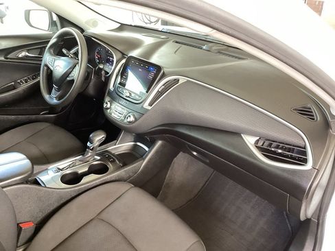 Used 2024 Chevrolet Malibu LT FWD image 33