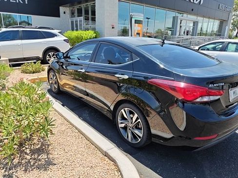 Used 2015 Hyundai Elantra Limited FWD image 11