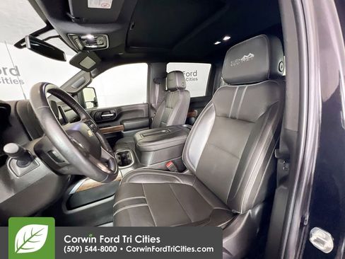 Used 2021 Chevrolet Silverado 3500 High Country w/ Z71 Off-Road Package AWD/4WD image 24