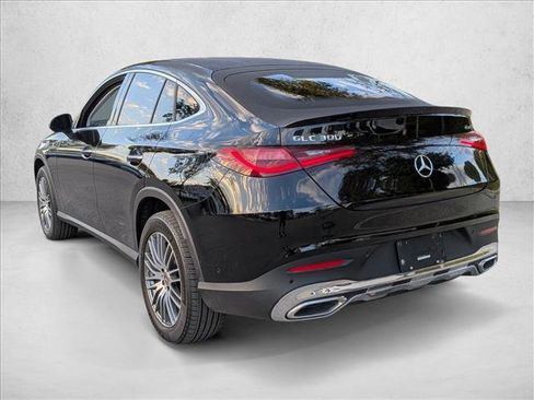 Used 2025 Mercedes-Benz GLC 300 4MATIC image 6