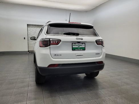 Used 2024 Jeep Compass Latitude image 6