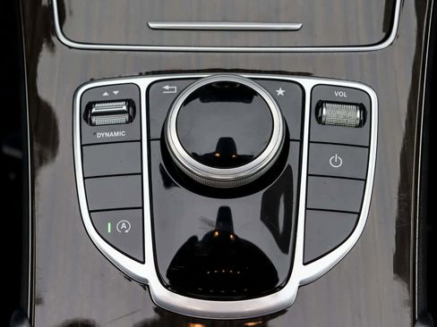 Used 2017 Mercedes-Benz C 300 4MATIC Sedan image 24