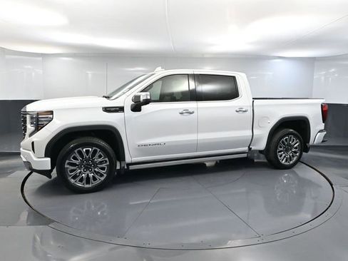 Used 2023 GMC Sierra 1500 Denali Ultimate image 12