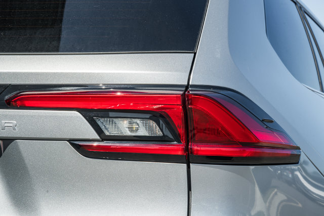 Used 2024 Toyota Grand Highlander AWD Hybrid image 7