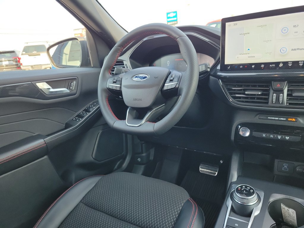 Certified 2023 Ford Escape ST-Line w/ Tech Pack #1 AWD/4WD image 13
