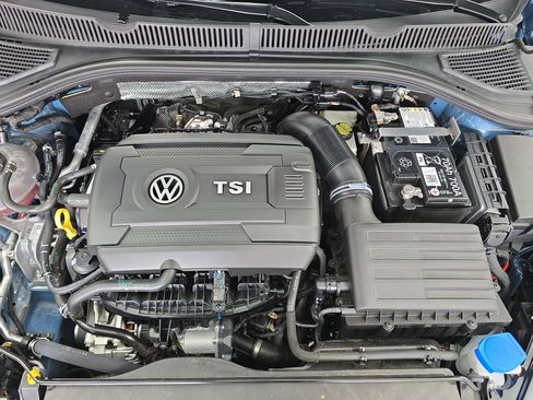 Certified 2025 Volkswagen Jetta GLI Autobahn w/ GLI Black Package image 30