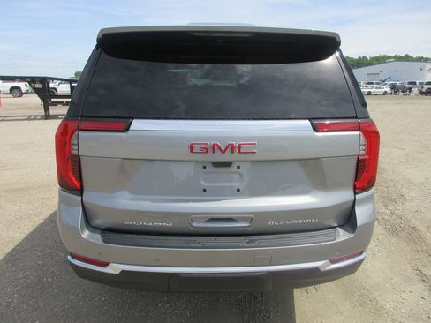 New 2026 GMC Yukon Elevation w/ Elevation Premium Package AWD/4WD image 5