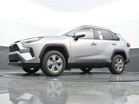 New 2025 Toyota RAV4 XLE image 26