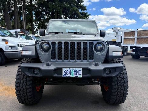 Used 2020 Jeep Gladiator Sport w/ Quick Order Package 24S AWD/4WD image 9