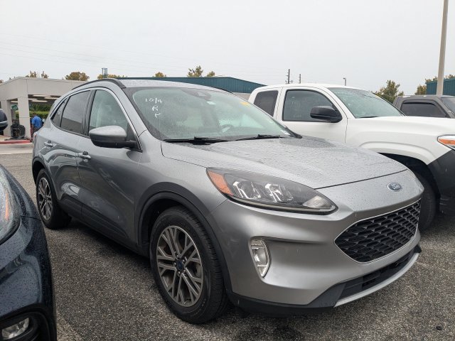 Used 2021 Ford Escape SEL w/ Technology Package FWD image 1