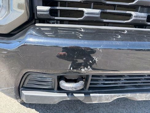 Used 2022 Chevrolet Silverado 2500 Custom w/ Custom Convenience Package AWD/4WD image 17