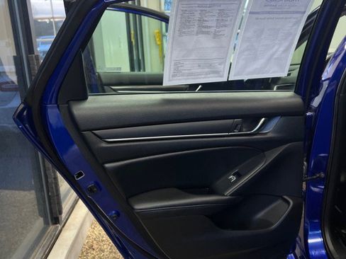 Used 2022 Honda Accord Sport Special Edition image 16