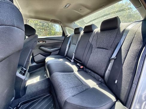 Used 2025 Honda Accord SE image 25