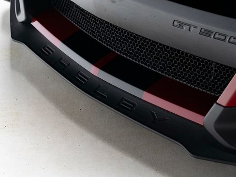 Used 2020 Ford Mustang Shelby GT500 w/ Carbon Fiber Track Pack RWD image 69