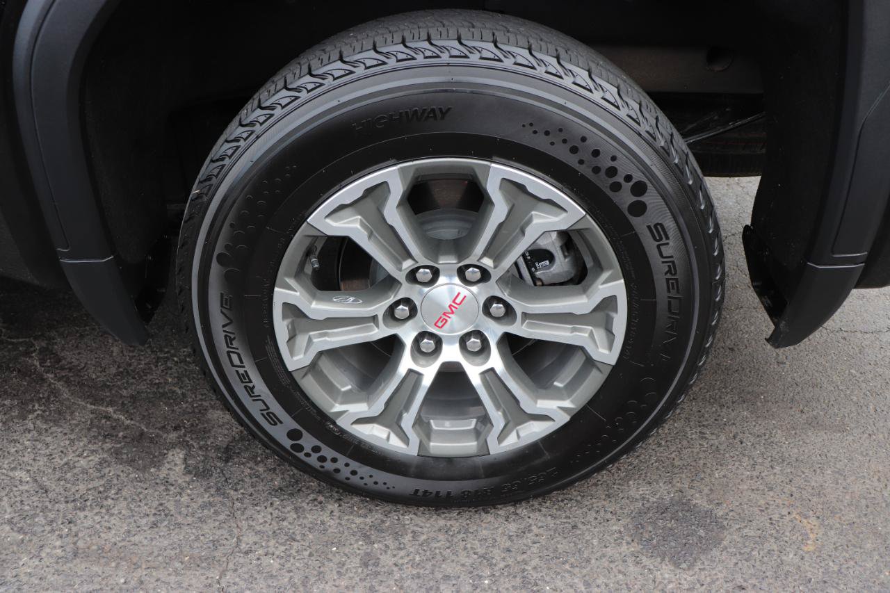 Used 2025 GMC Sierra 1500 SLT AWD/4WD image 52
