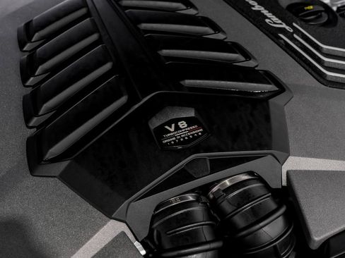 Used 2025 Lamborghini Urus SE image 53