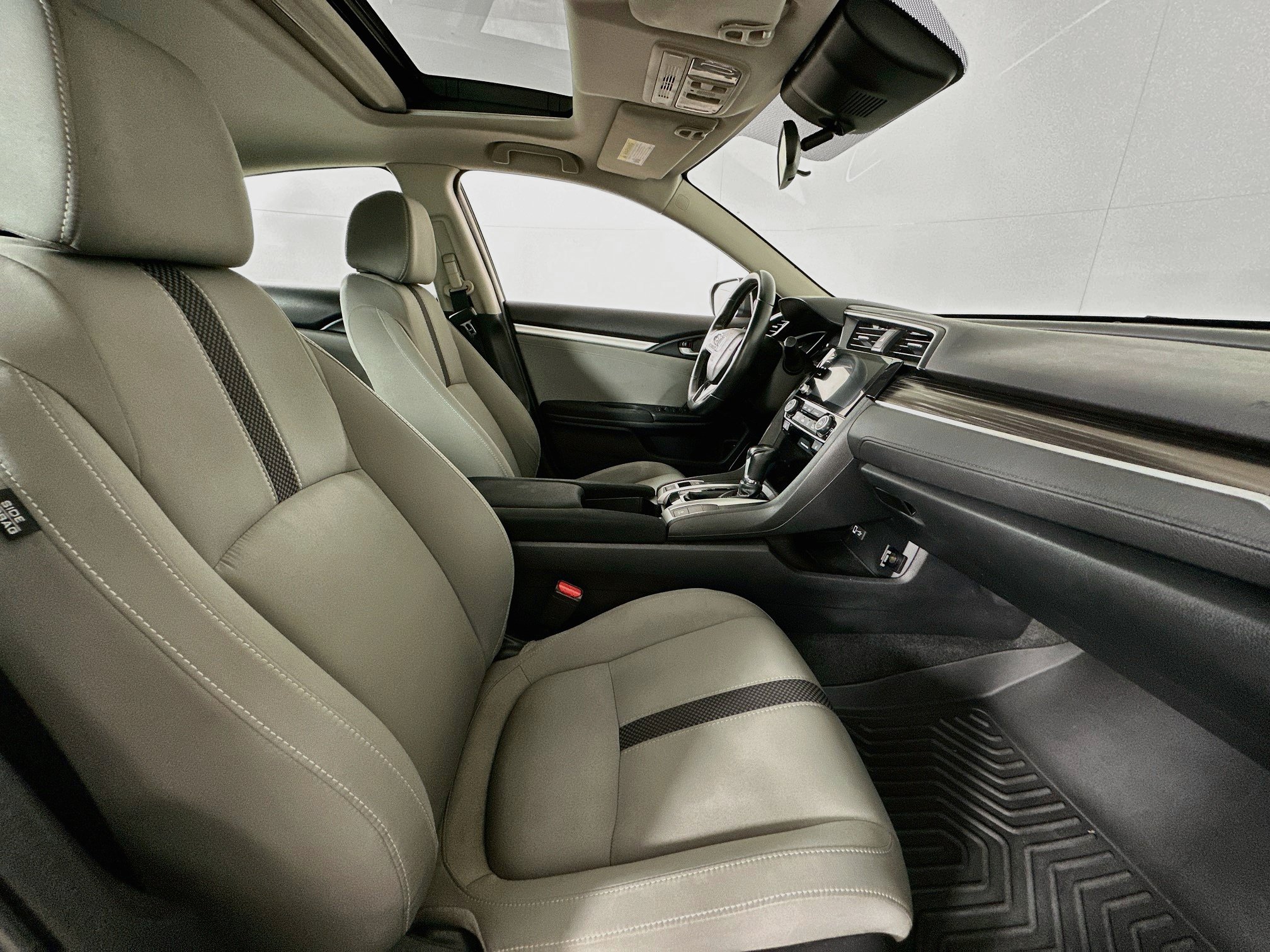Used 2019 Honda Civic EX image 30