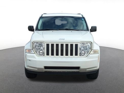Used 2008 Jeep Liberty Sport image 9
