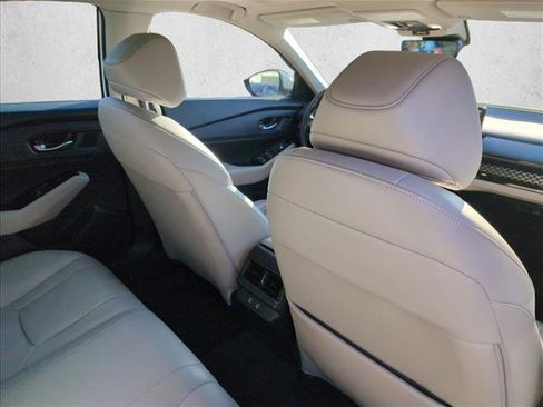 Used 2023 Honda Accord Touring image 21