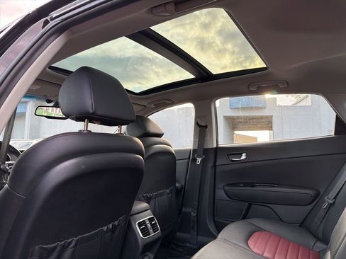 Used 2020 Kia Optima SX image 14