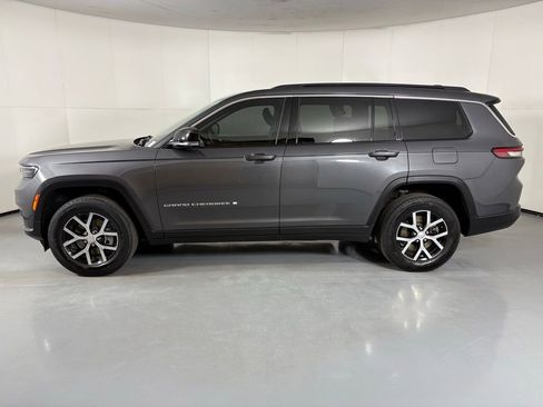 Used 2024 Jeep Grand Cherokee L Limited w/ Luxury Tech Group II AWD/4WD image 5