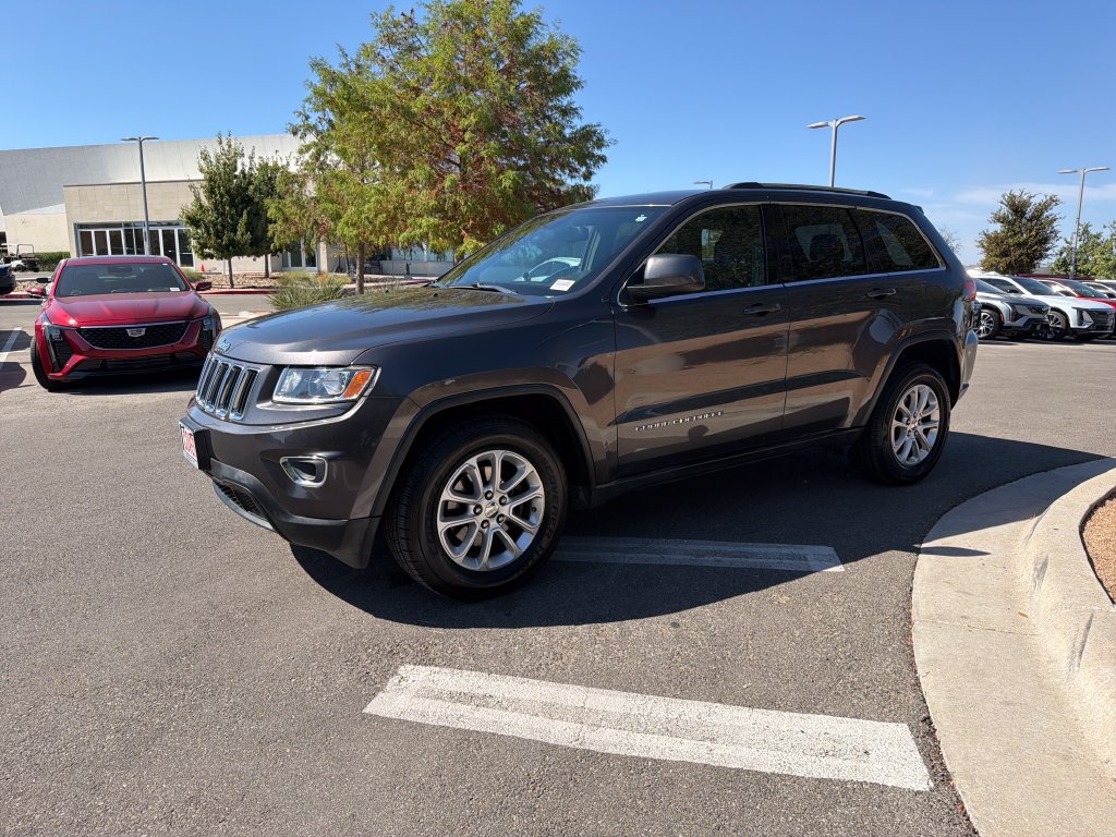 Used 2015 Jeep Grand Cherokee Laredo w/ Quick Order Package 23E RWD image 3