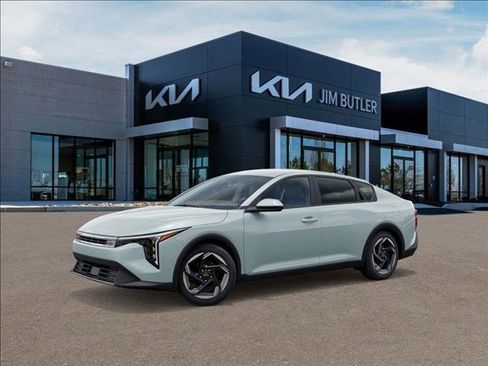 New 2026 Kia K4 EX image 3