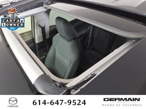 Used 2021 Toyota RAV4 XLE w/ Convenience Package AWD/4WD image 32