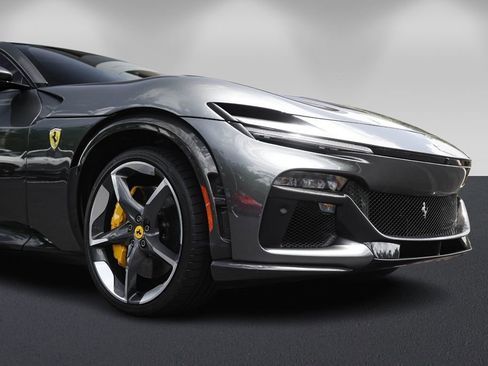 Used 2026 Ferrari Purosangue AWD/4WD image 9
