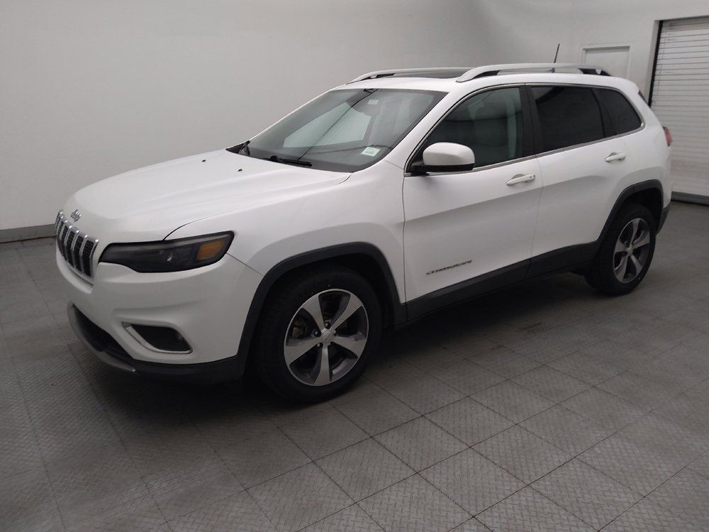 Used 2019 Jeep Cherokee Limited FWD image 2