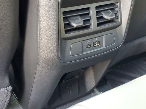 Used 2024 Chevrolet Colorado ZR2 w/ ZR2 Convenience Package III AWD/4WD image 31