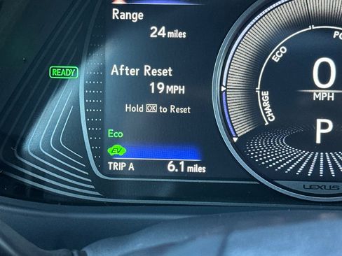 Used 2024 Lexus UX 250h 250h Base image 34