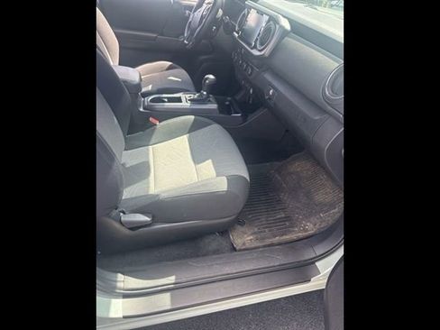 Used 2023 Toyota Tacoma TRD Off-Road image 23