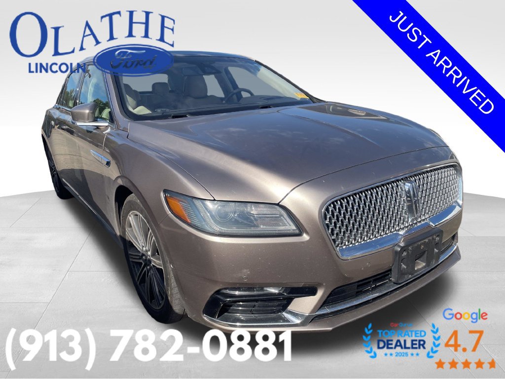 Used 2018 Lincoln Continental Reserve FWD image 2