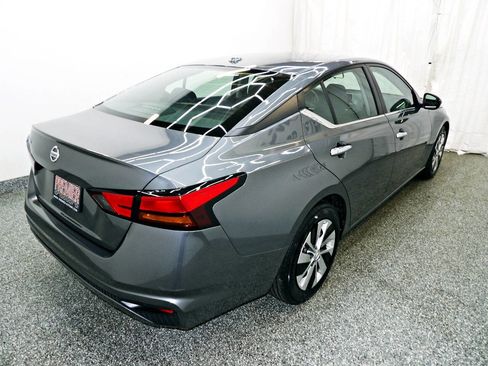 Used 2020 Nissan Altima 2.5 S image 6