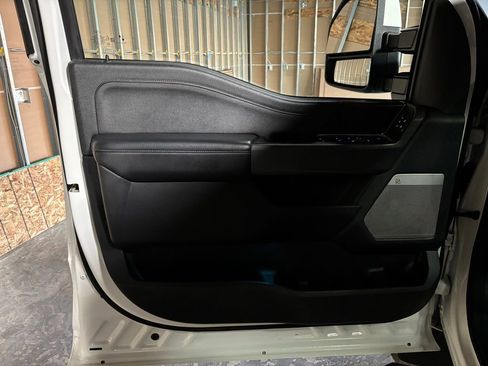 Used 2023 Ford F250 Lariat w/ Lariat Ultimate Package image 8