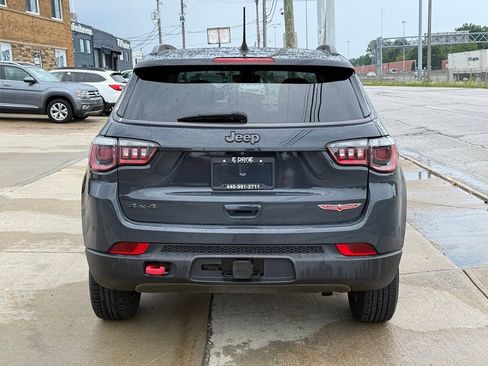 Used 2017 Jeep Compass Trailhawk w/ Leather Interior Group AWD/4WD image 10