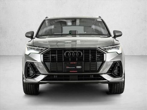 Certified 2025 Audi Q3 2.0T Premium w/ Convenience Package image 2