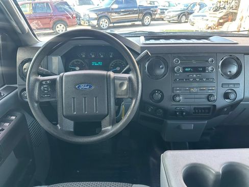 Used 2015 Ford F350 XL w/ Power Equipment Group AWD/4WD image 4