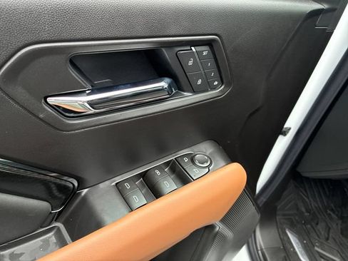 New 2026 GMC Canyon AT4 w/ Technology Plus Package AWD/4WD image 13