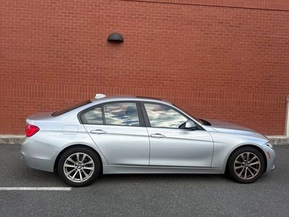 Used 2018 BMW 320i xDrive Sedan