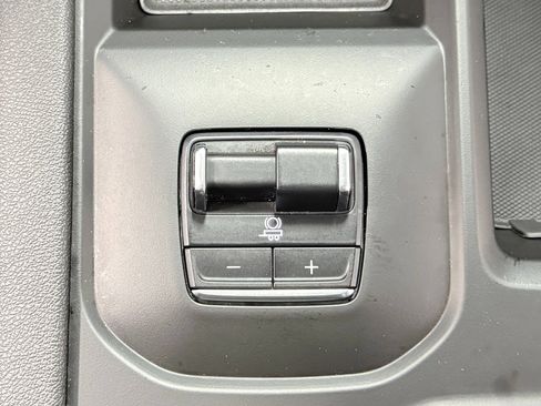 Used 2024 GMC Sierra 2500 AT4 w/ AT4 Premium Plus Package AWD/4WD image 30
