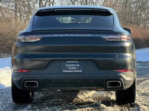 Certified 2021 Porsche Cayenne Coupe image 8